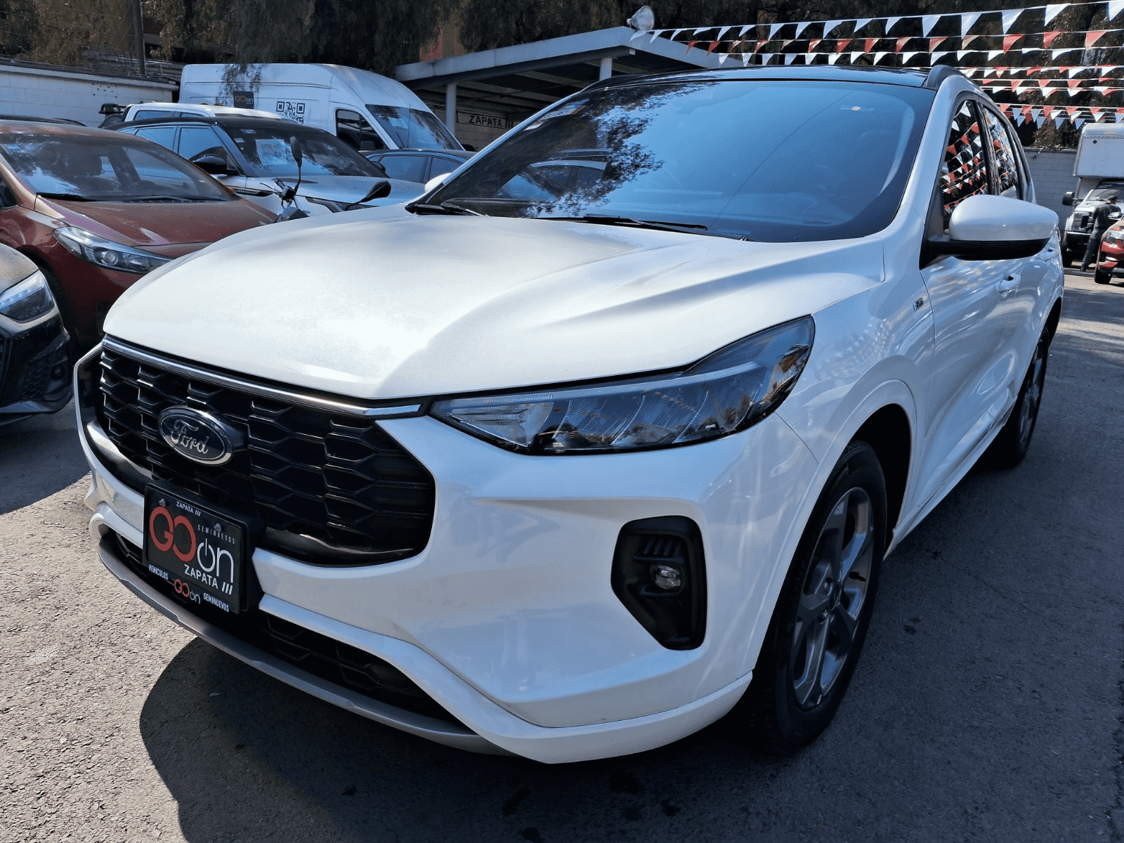 ST LINE SELECT HEV 2.5L TECVT