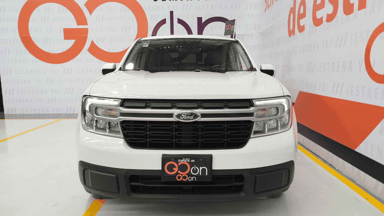 FORD MAVERICK LARIAT AWD TA