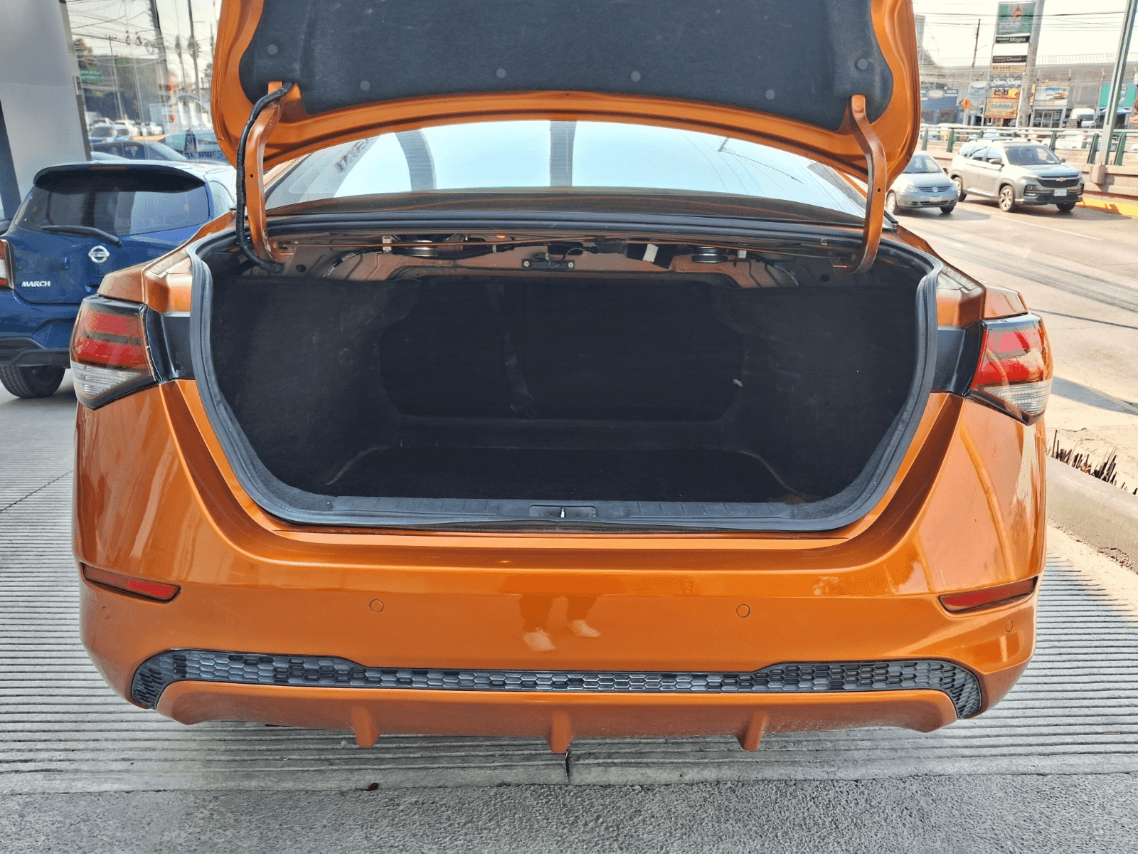 NIS_SENTRA ADVANCE CVT 2.0 LTS