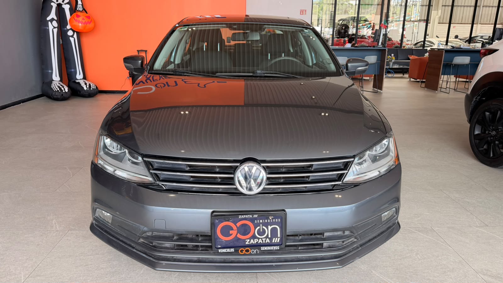 3VW2W2AJ3JM233912