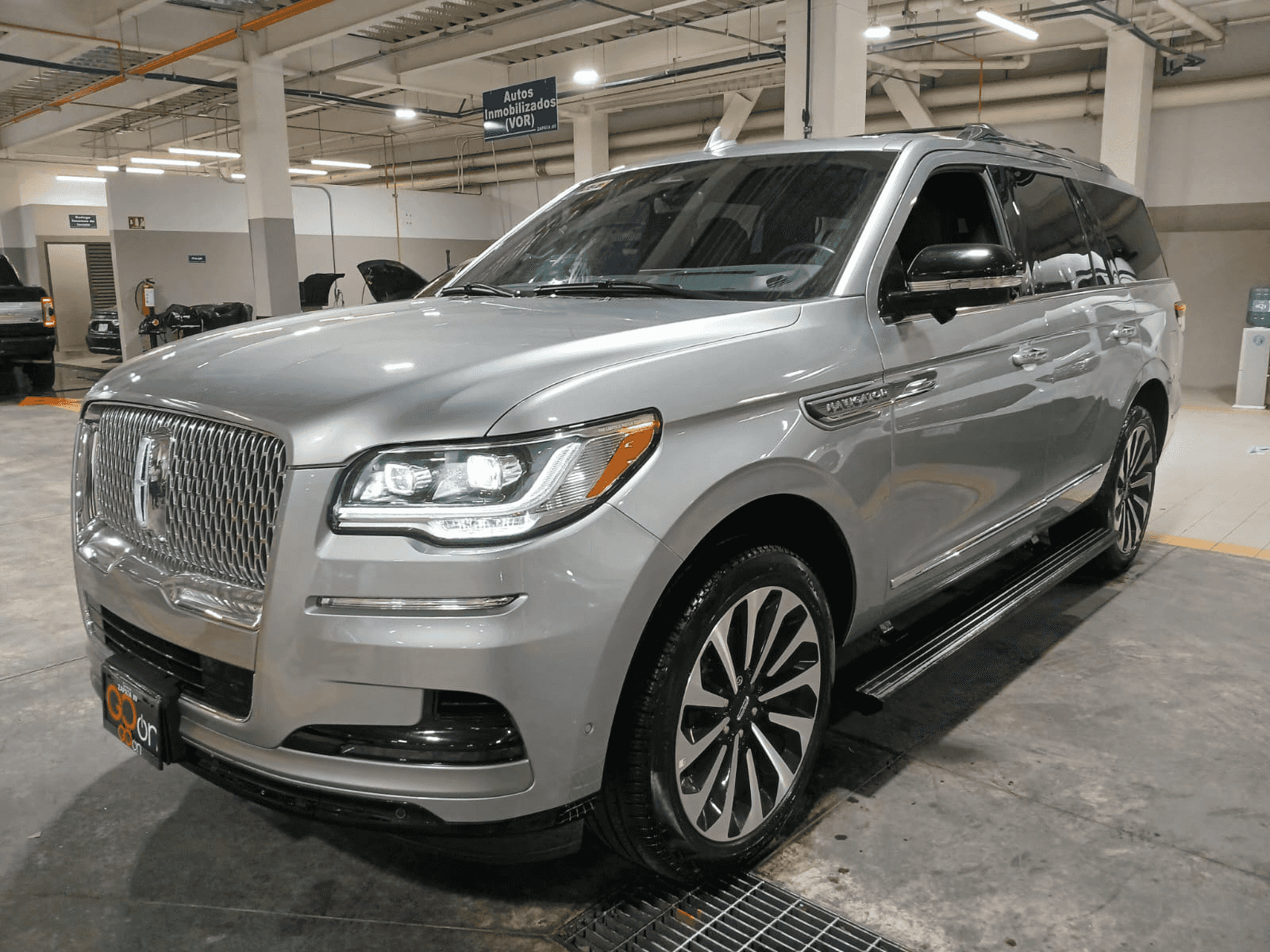 LIN_NAVIGATOR RESERVE 4X4 3.5L