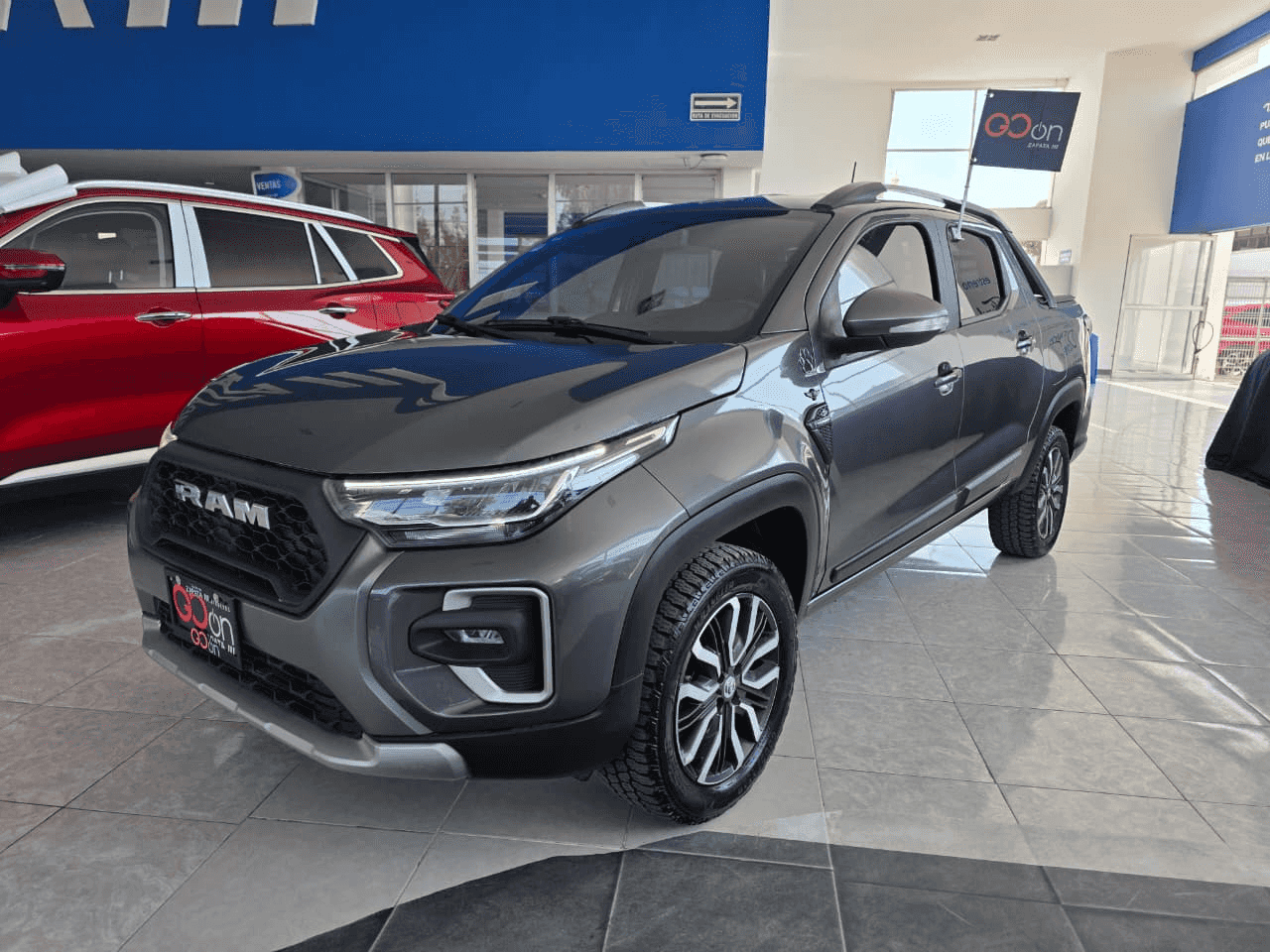 RAM 700-LARAMIE CVT TURBO