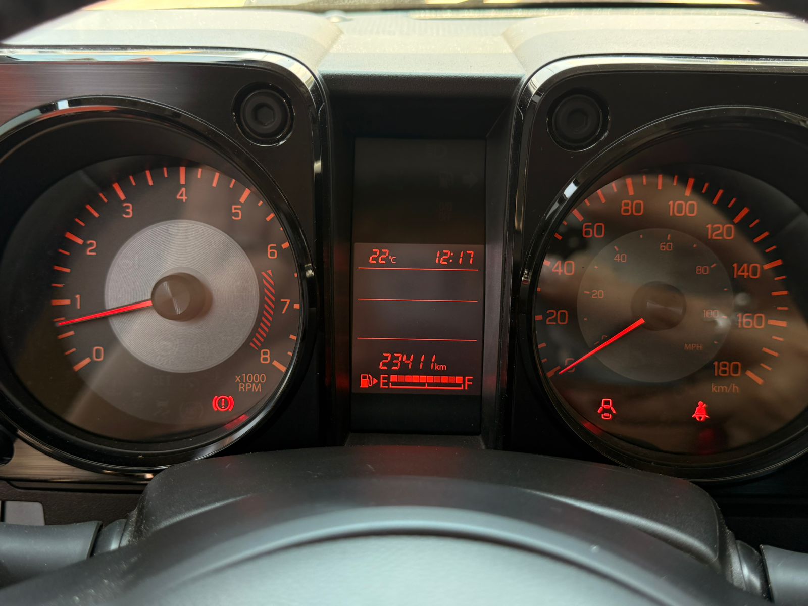 JS3JB74VXR5103506