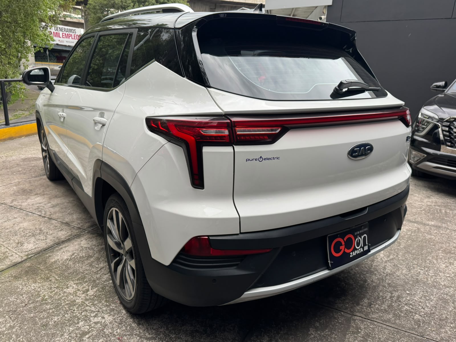 LJ1EEASR7P4712187